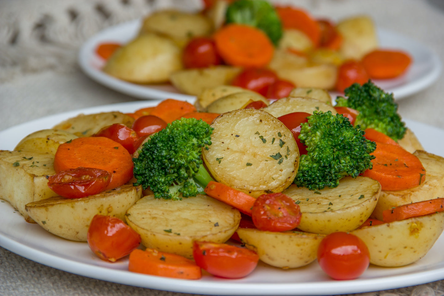 Crispy Turmeric Roasted Potatoes